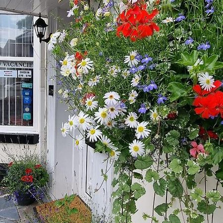 Aarondale Guest House ハートルプール エクステリア 写真