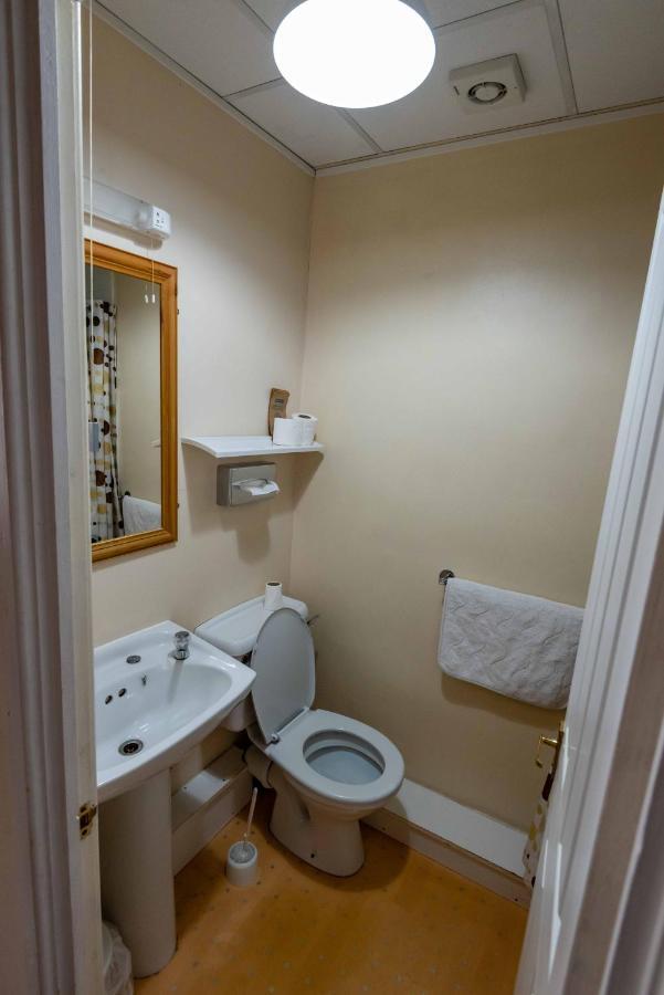 Aarondale Guest House ハートルプール エクステリア 写真