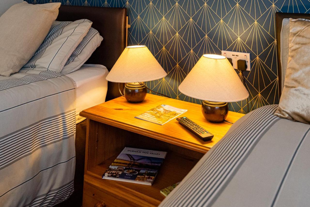 Aarondale Guest House ハートルプール エクステリア 写真